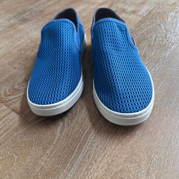Olukai Pehuea Slip-On Sneaker Blue Women's 7 - Picture 2 of 6